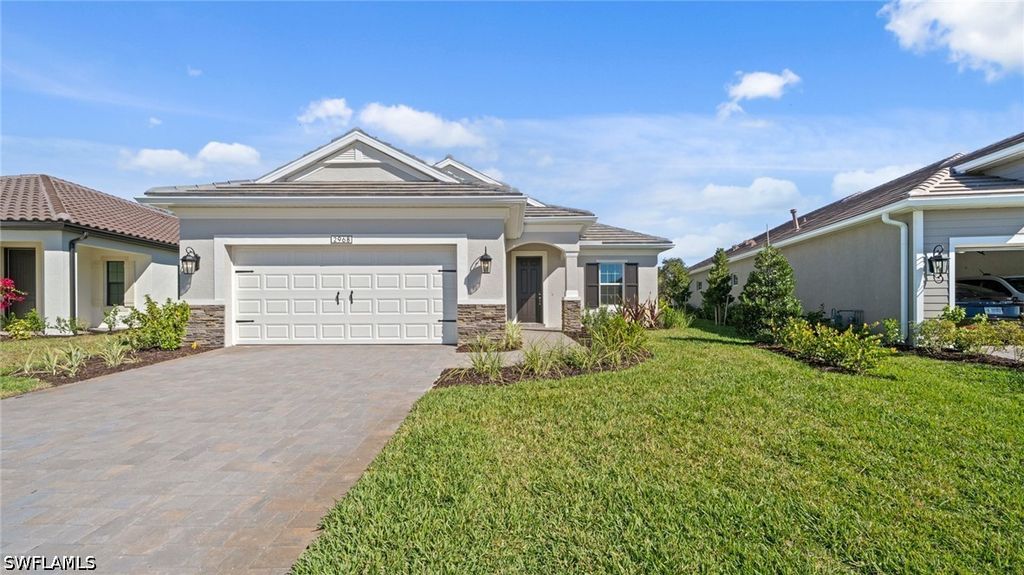 2968 Heritage Pines DR, Fort Myers, FL 33905