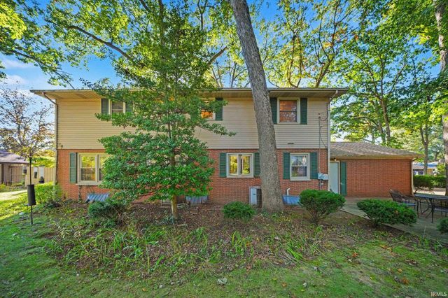 1542 Springbrook Drive, Elkhart, IN 46514