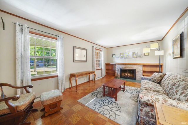 1542 Springbrook Drive, Elkhart, IN 46514