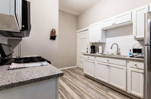 237-239 W Brooklyn Avenue, Dallas, TX 75208