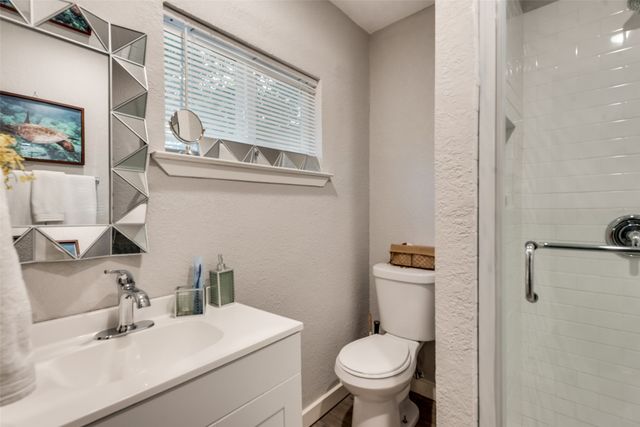 237-239 W Brooklyn Avenue, Dallas, TX 75208