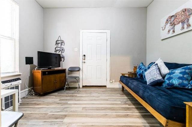 237-239 W Brooklyn Avenue, Dallas, TX 75208