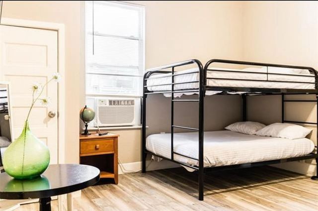 237-239 W Brooklyn Avenue, Dallas, TX 75208