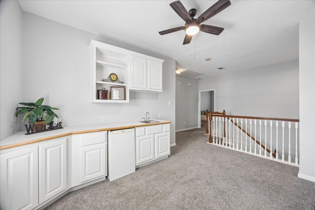 607 Travis Street 9, Webster, TX 77598