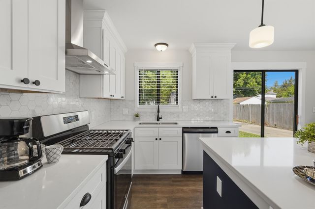 11835 Arcola Street, Livonia City, MI 48150