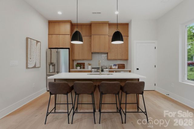 604 E 16th Street, Charlotte, NC 28206
