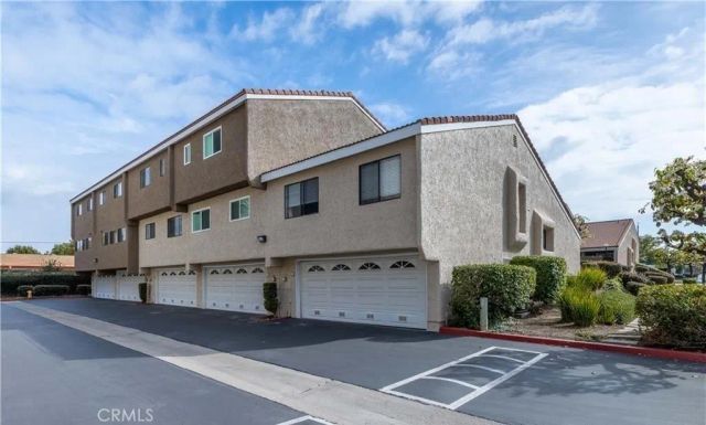 6 Lincoln Court, Buena Park, CA 90620