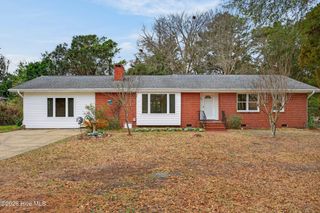 3934 Edgewood Road, Wilmington, NC 28403