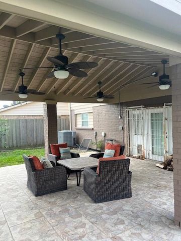 8606 Carriage Creek Drive, Houston, TX 77064