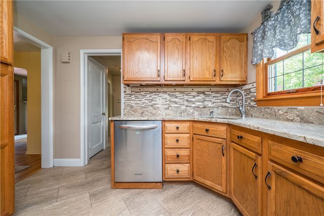 5333 Spring Valley, Whitehall, PA 15236