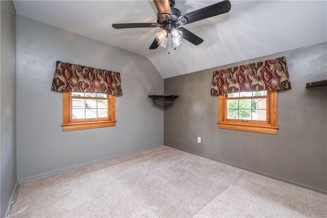 5333 Spring Valley, Whitehall, PA 15236