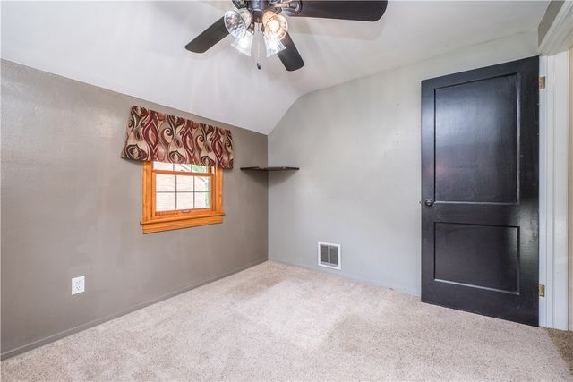 5333 Spring Valley, Whitehall, PA 15236