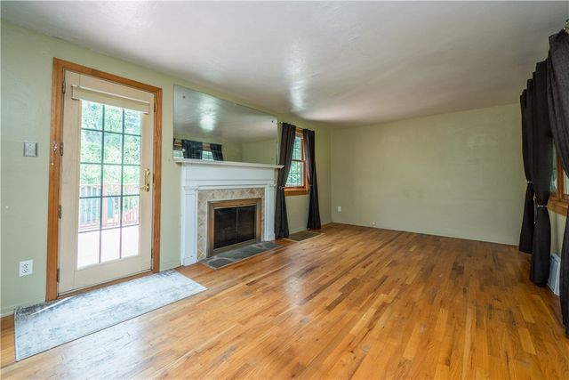 5333 Spring Valley, Whitehall, PA 15236