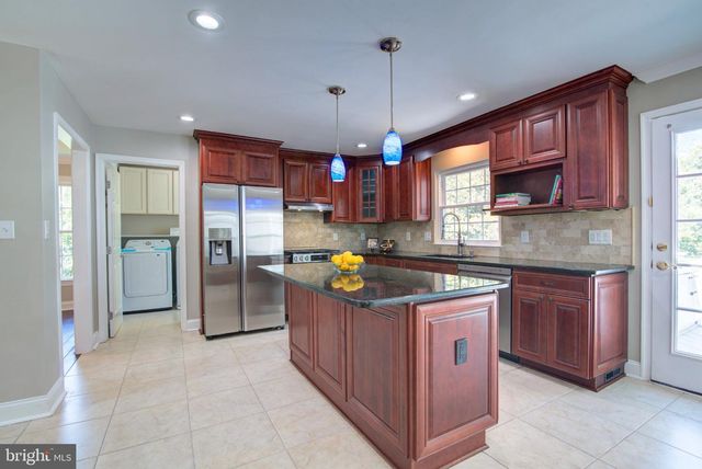 20518 NORWICH PL, Ashburn, VA 20147