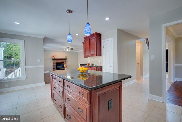 20518 NORWICH PL, Ashburn, VA 20147