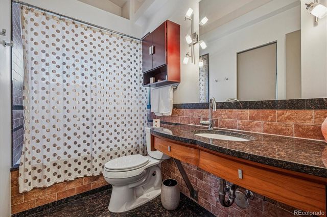 891 N Glencoe Street, Denver, CO 80220