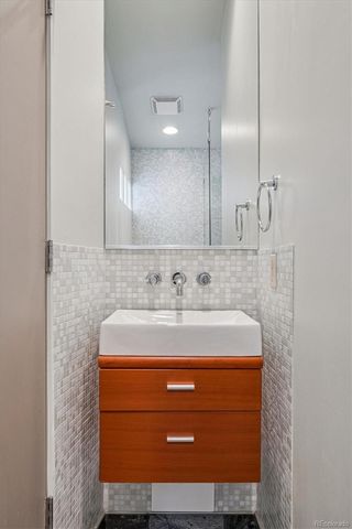 891 N Glencoe Street, Denver, CO 80220