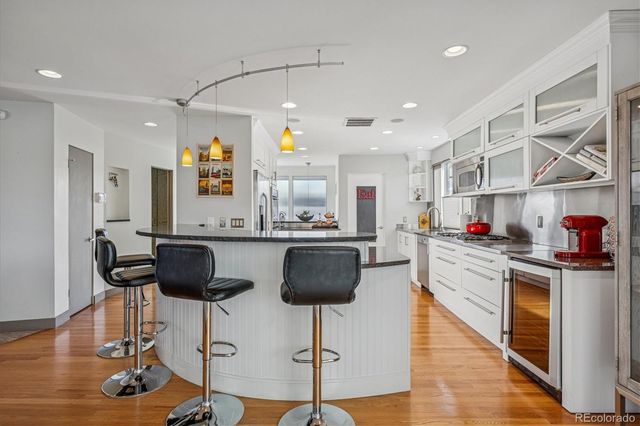 891 N Glencoe Street, Denver, CO 80220