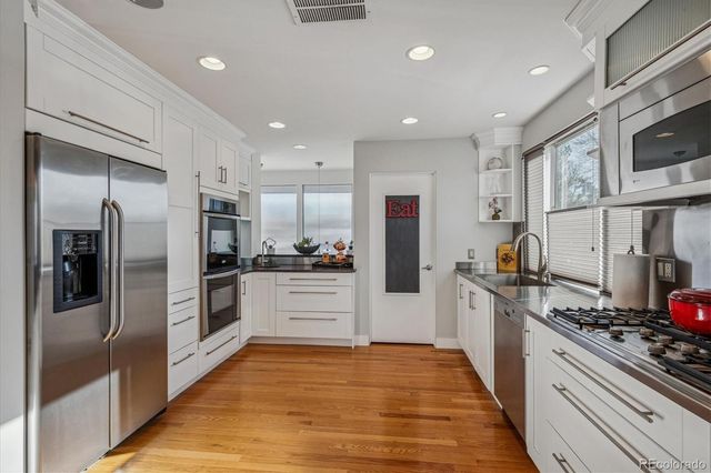 891 N Glencoe Street, Denver, CO 80220