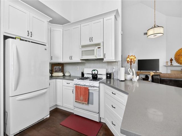 11370 Quail Brook, Johns Creek, GA 30097