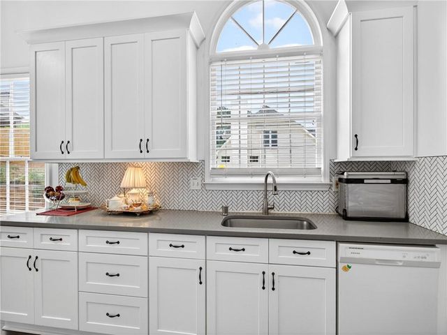 11370 Quail Brook, Johns Creek, GA 30097