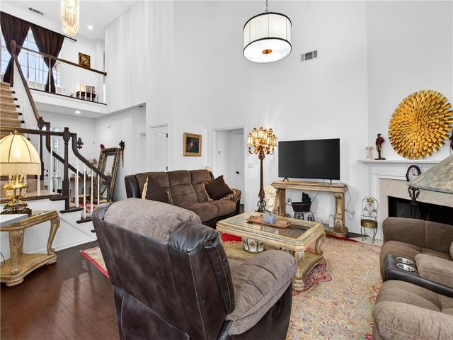 11370 Quail Brook, Johns Creek, GA 30097