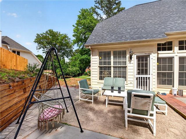 11370 Quail Brook, Johns Creek, GA 30097