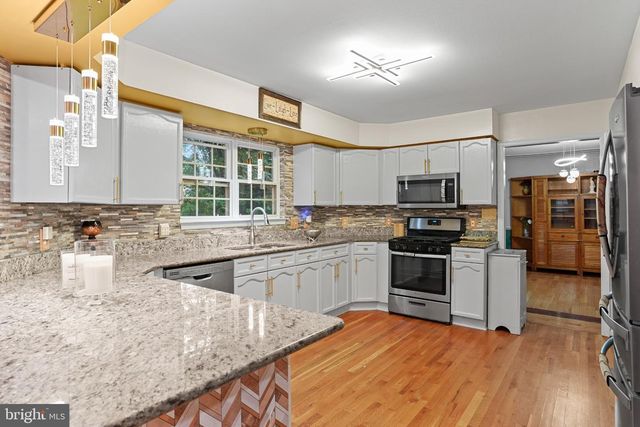 71 BASALT DR, Fredericksburg, VA 22406