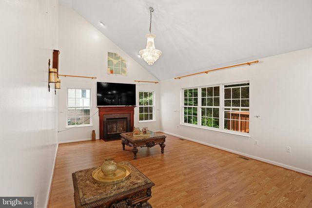 71 BASALT DR, Fredericksburg, VA 22406