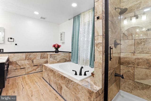 71 BASALT DR, Fredericksburg, VA 22406