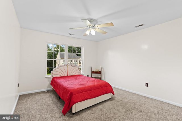 71 BASALT DR, Fredericksburg, VA 22406