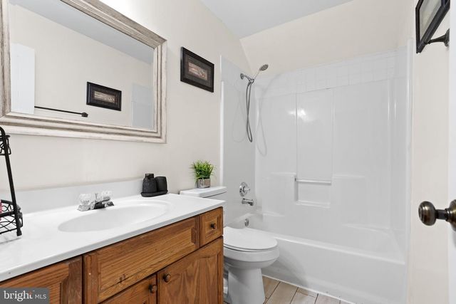 71 BASALT DR, Fredericksburg, VA 22406