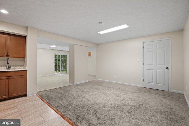71 BASALT DR, Fredericksburg, VA 22406