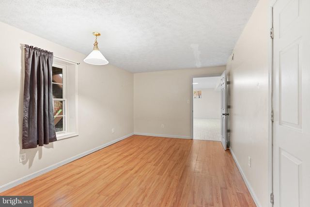 71 BASALT DR, Fredericksburg, VA 22406
