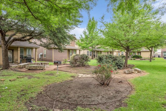 2513 S 2nd Street 2, Waco, TX 76706