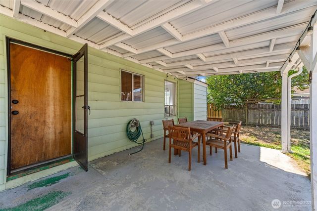 5212 Yakima Avenue, Tacoma, WA 98408
