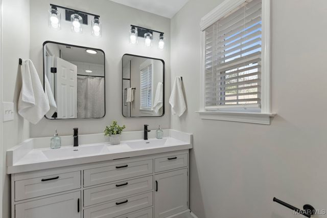 4017 Ware Hill Drive, Montgomery, AL 36109