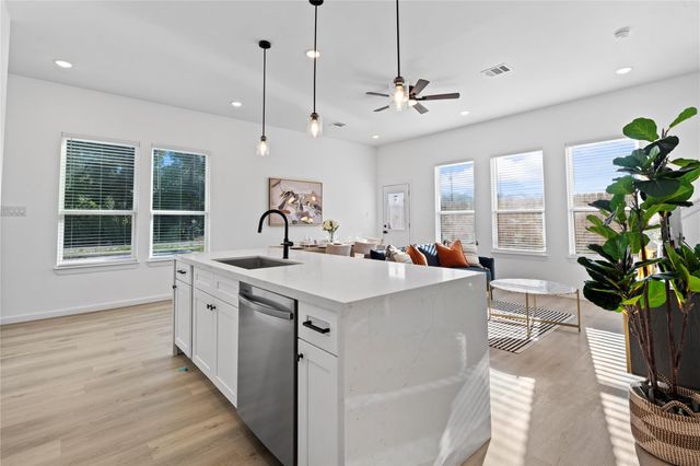 864 Rachel Street C, Houston, TX 77091