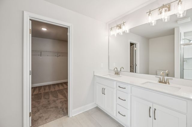 118 Dahlia Dr, La Vergne, TN 37086