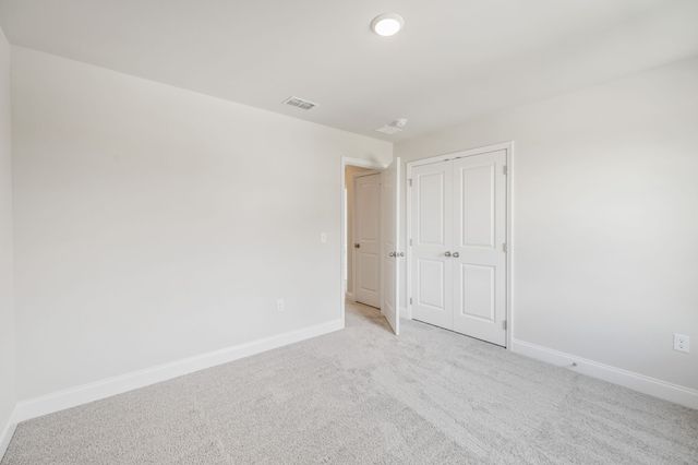 118 Dahlia Dr, La Vergne, TN 37086