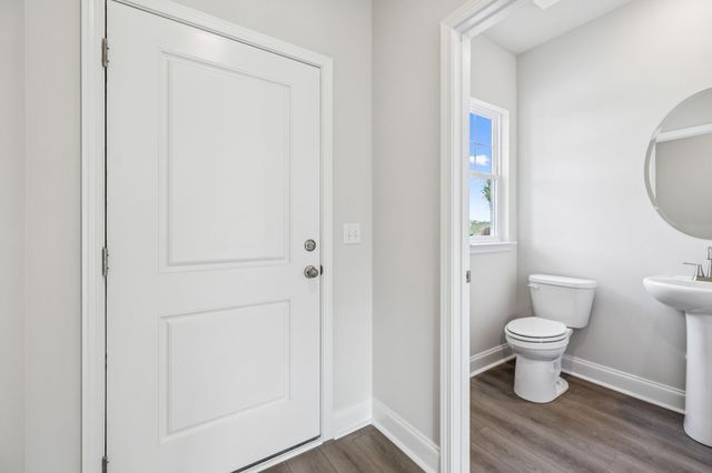 118 Dahlia Dr, La Vergne, TN 37086