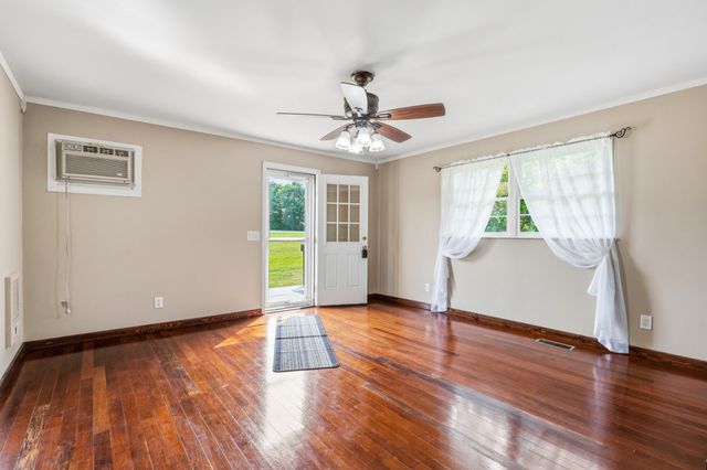 464 Hurricane Ridge Rd, Smithville, TN 37166