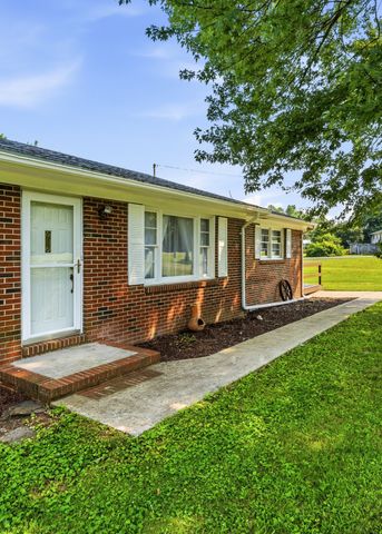464 Hurricane Ridge Rd, Smithville, TN 37166