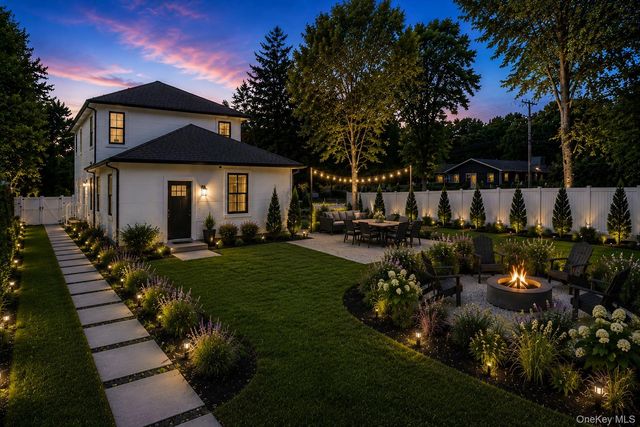1130 Carlls Straight Path, Dix Hills, NY 11746