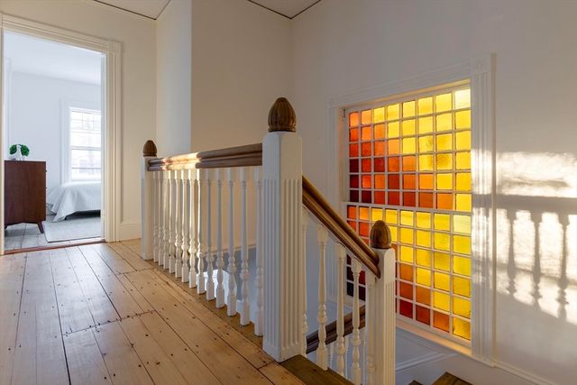 61 Toxteth St, Brookline, MA 02445