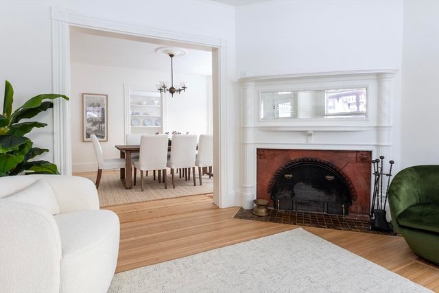 61 Toxteth St, Brookline, MA 02445