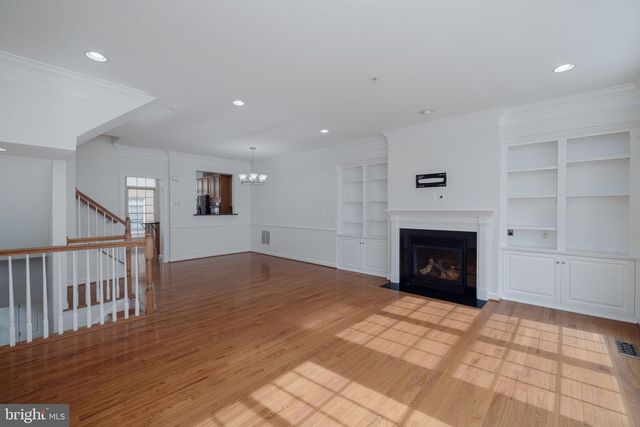 5180 BRAWNER PL, Alexandria, VA 22304