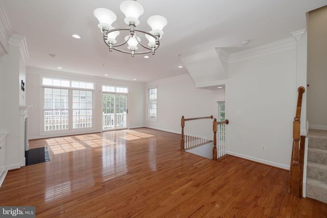 5180 BRAWNER PL, Alexandria, VA 22304