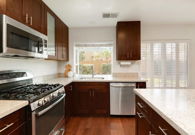 343 River Trail Place, Santee, CA 92071