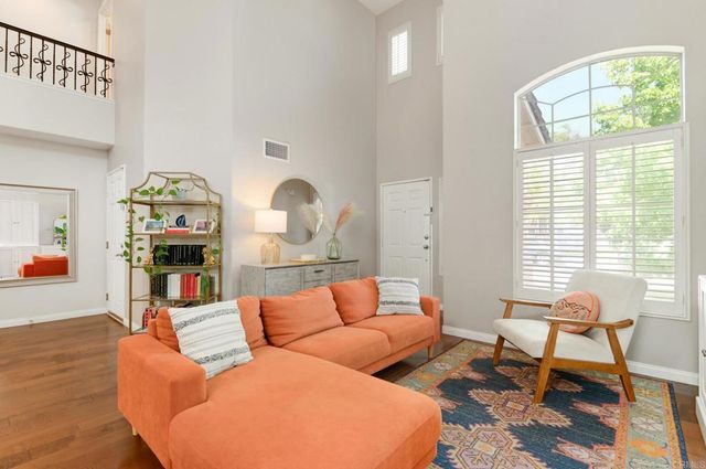343 River Trail Place, Santee, CA 92071